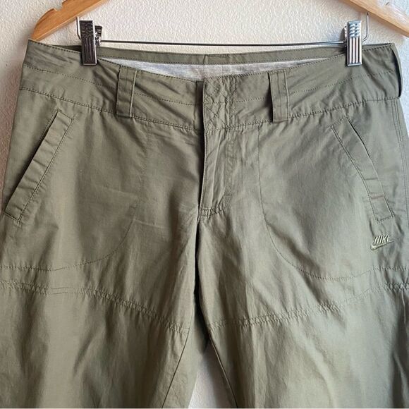Nike | Olive Green Capri Pants, Size M - Picture 4 of 13